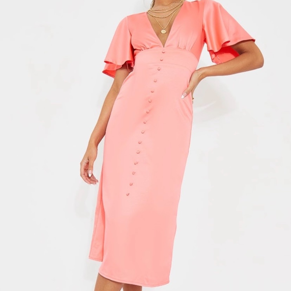Pretty little thing pink dress!